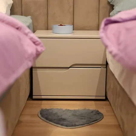 Main Luxury 1 * Tirana