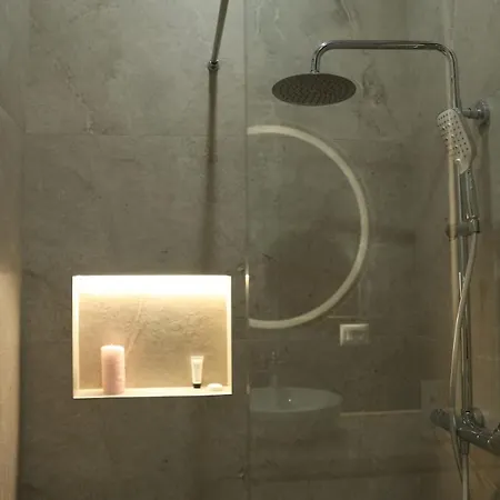 Apartament Main Luxury 1 *