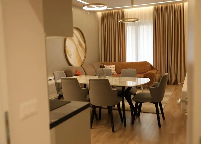 Main Luxury 1 Апартаменты Тирана