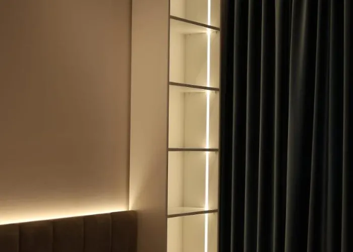 Main Luxury 1 Тирана